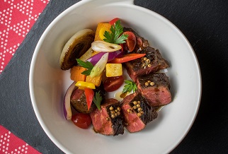 Aussie grassfed beef lomo saltado