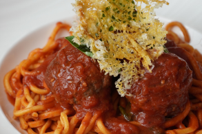 Aussie Grassfed Beef Meatballs & Spaghetti