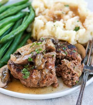 Old-Fashioned Salisbury Steak with Mushroom Gravy