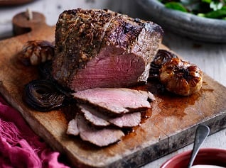 Aussie beef roast with horseradish, beets and green beans