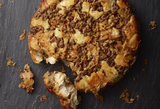 Cheesy garlic and herbed lamb pull-apart bread